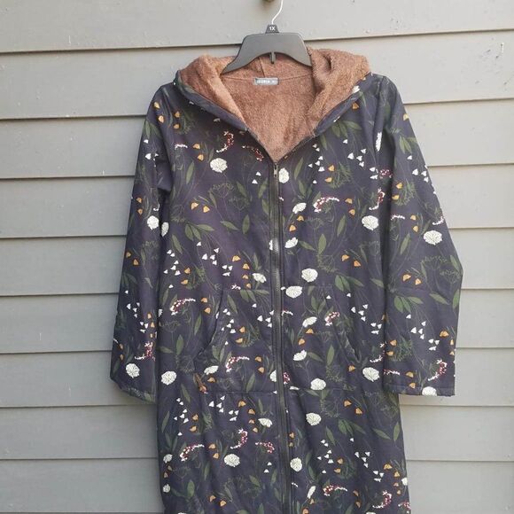 Izuria Black Floral Maxi Coat with Fuzzy Lining size XL - Picture 6 of 9